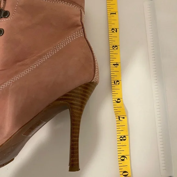 2/$50 COLIN STUART Mauve Pointy Toe Lace-Up Suede Booties, Size 10 - Picture 9 of 10